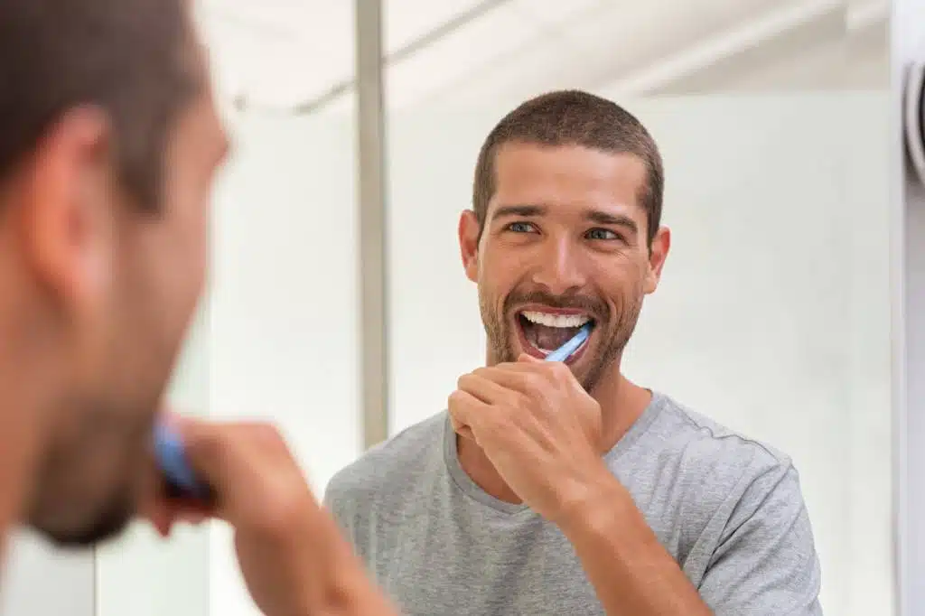 Brossage des dents hygiène bucco-dentaire